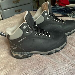 Reebok Footfuel Arch Support Sneakers